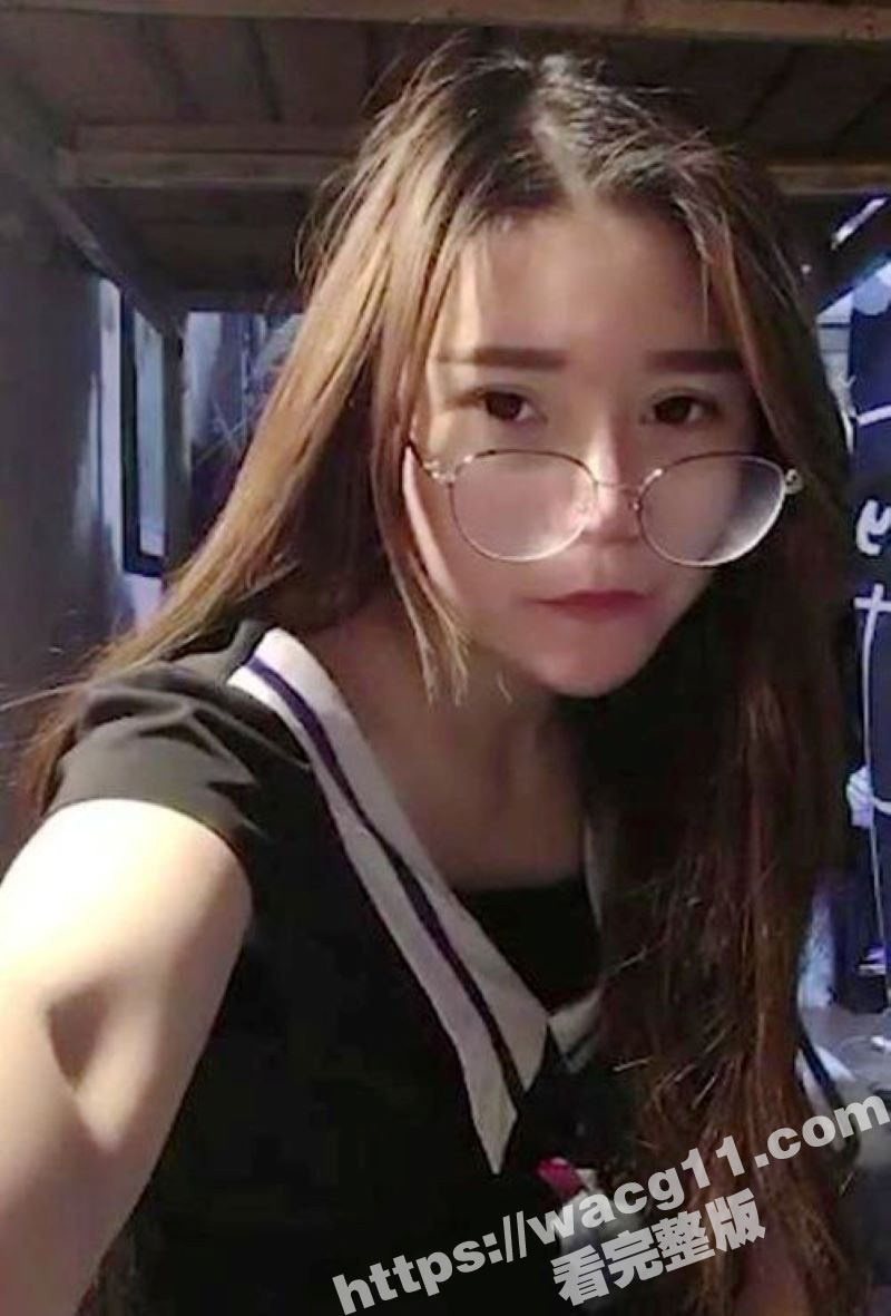 武汉服装学院大三学生相关图片