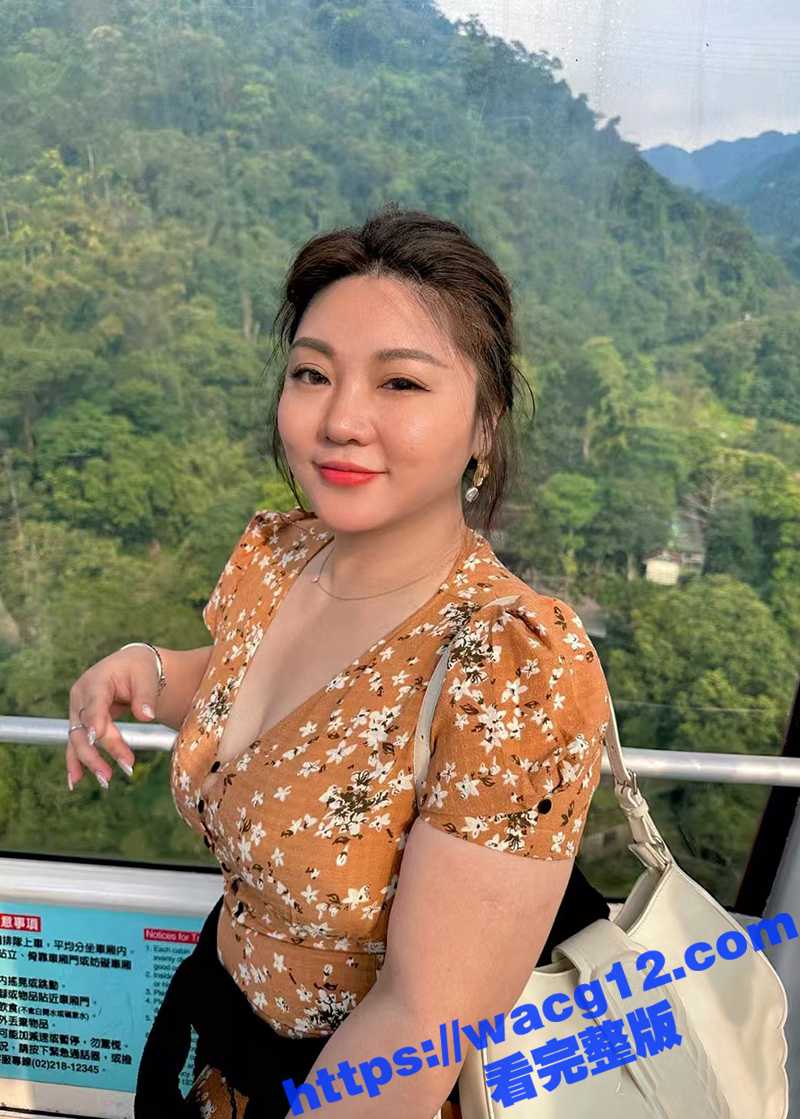 爆乳熟女户外野战 趴着公园石碑上被大屌狂插 激臀晃乳后入榨射！极致淫荡！！