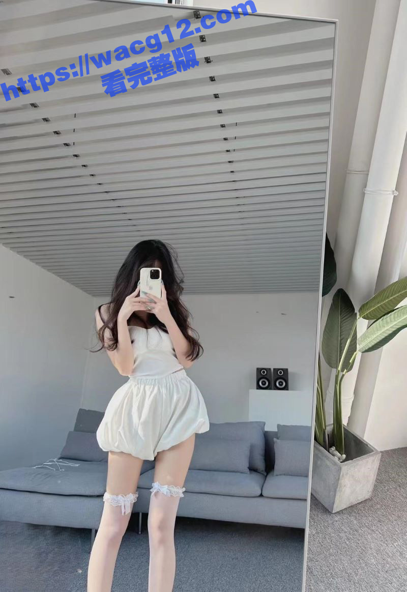海角大神 善良的小嫂子 新作 大奶嫂子被调教的撅起屁股渴望被插入 骚气外露十分明显！
