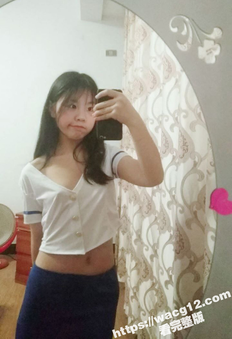 性感反差学生妹 身材一流美腿修长诱人 试穿各类情趣内衣 拍照发给金主 这身材真是够顶的啊