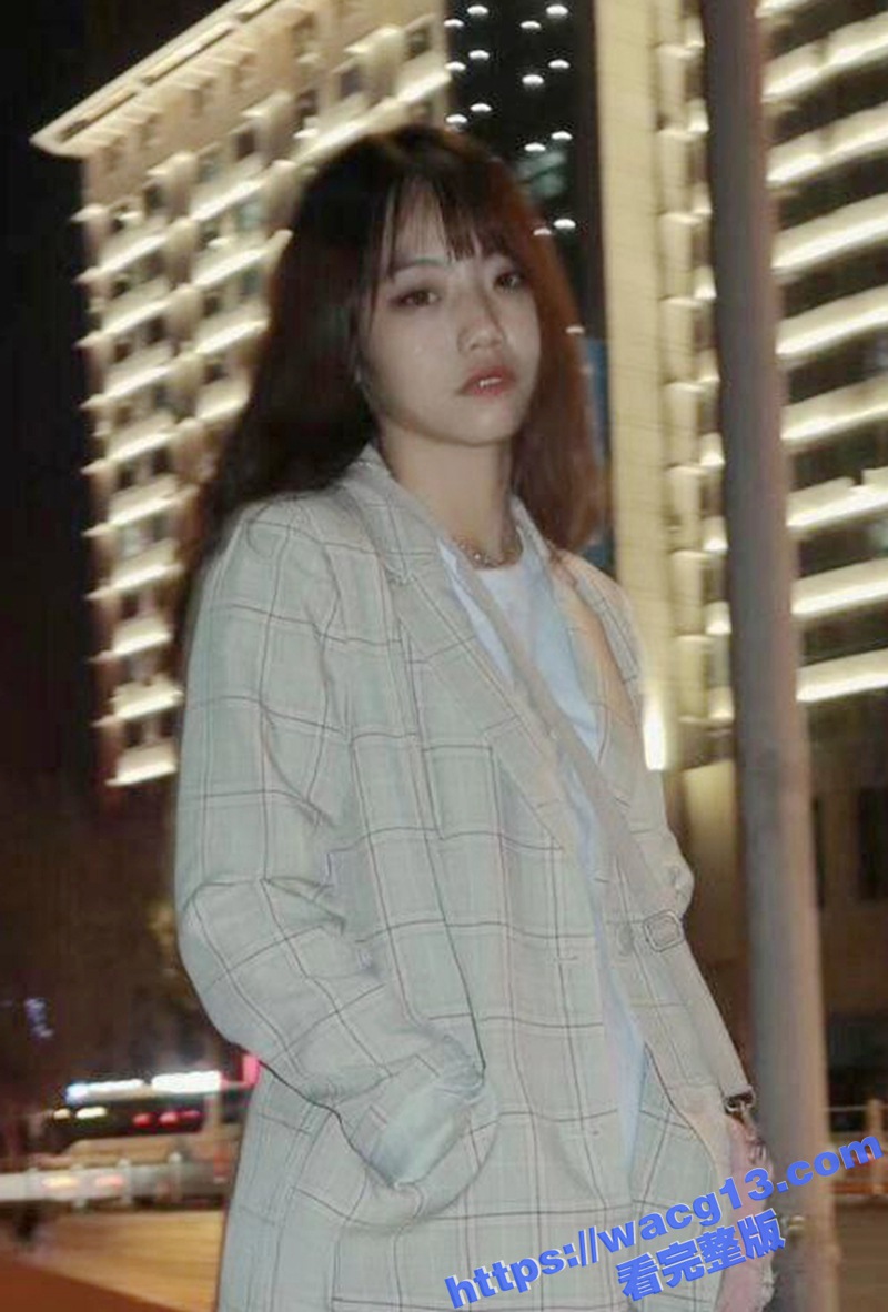 老公快射给我！约炮江西师范大学美腿学妹 连体渔网袜上演口活深喉神技 调教后入肥臀 骚穴特写饥渴求插！