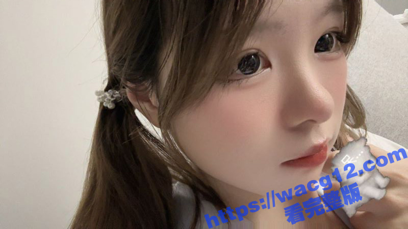 爆火网红婊子软软汁！相关图片