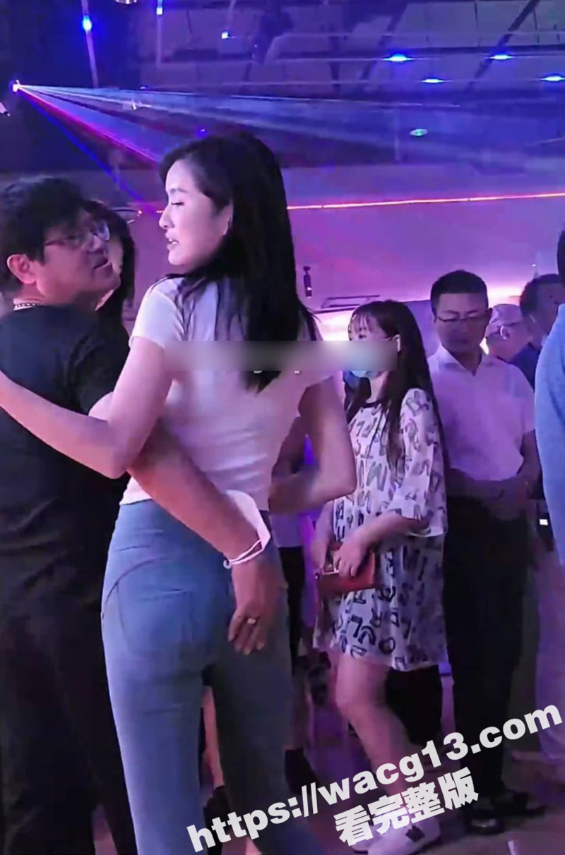 揭秘莎莎舞厅淫乱现场相关图片