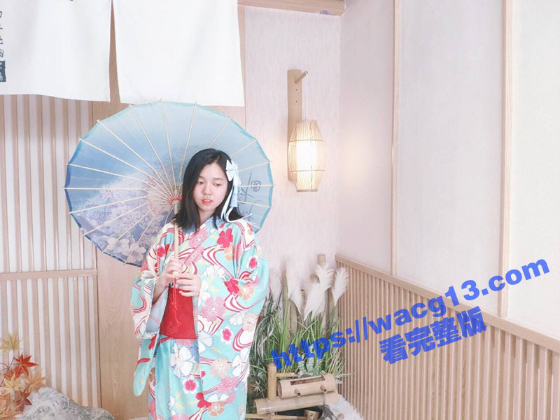 广州高颜值小姐姐赵亦舒被炮友按头后入爆操 发骚后展现美乳奶头凸点诱人 骚浪贱欲望脸让人想口爆她