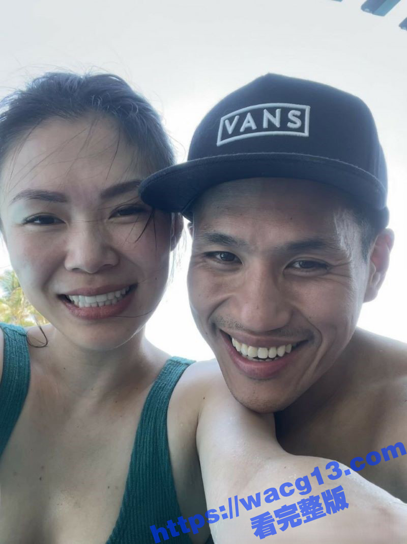 淫荡夫妻线下聚会 绿相关图片