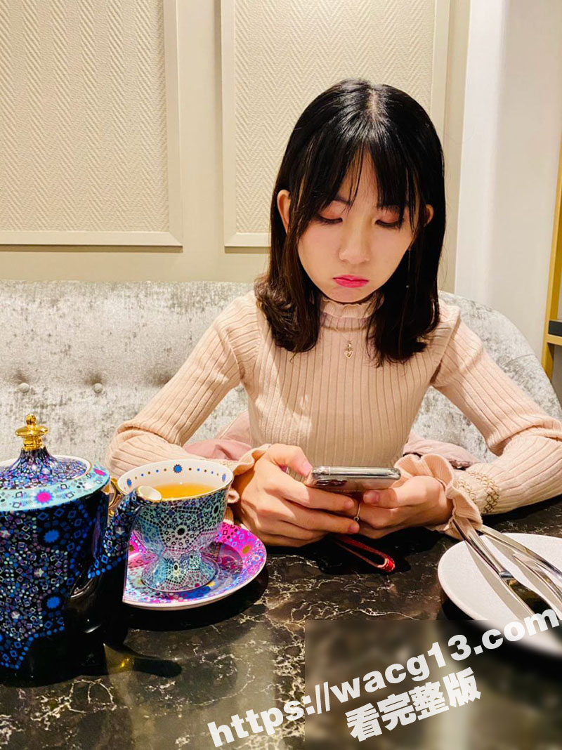 假期带小学妹采摘 晚相关图片