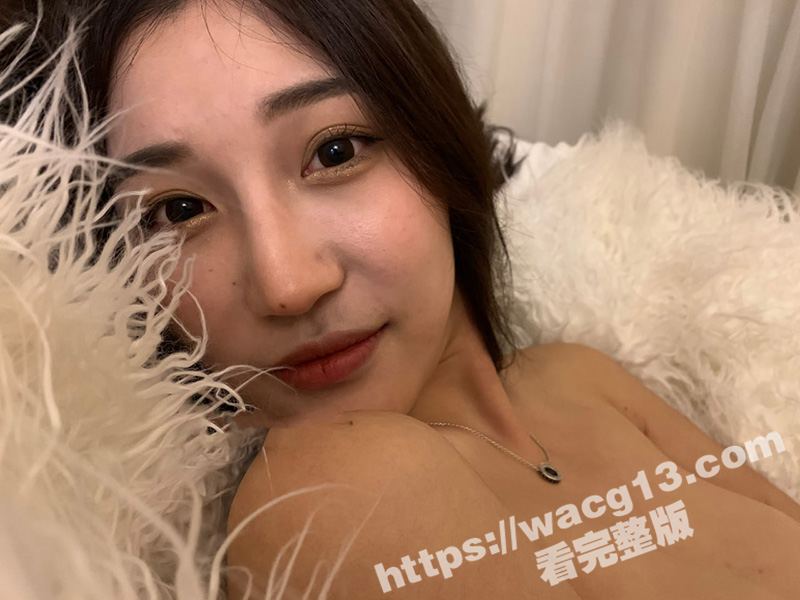 稀有的国模大尺度私拍相关图片