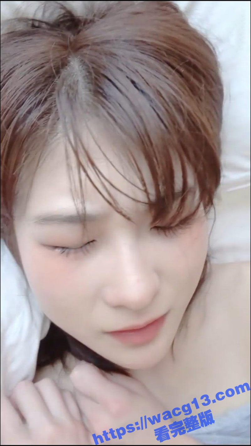 笑颜女神清纯短发小姐相关图片