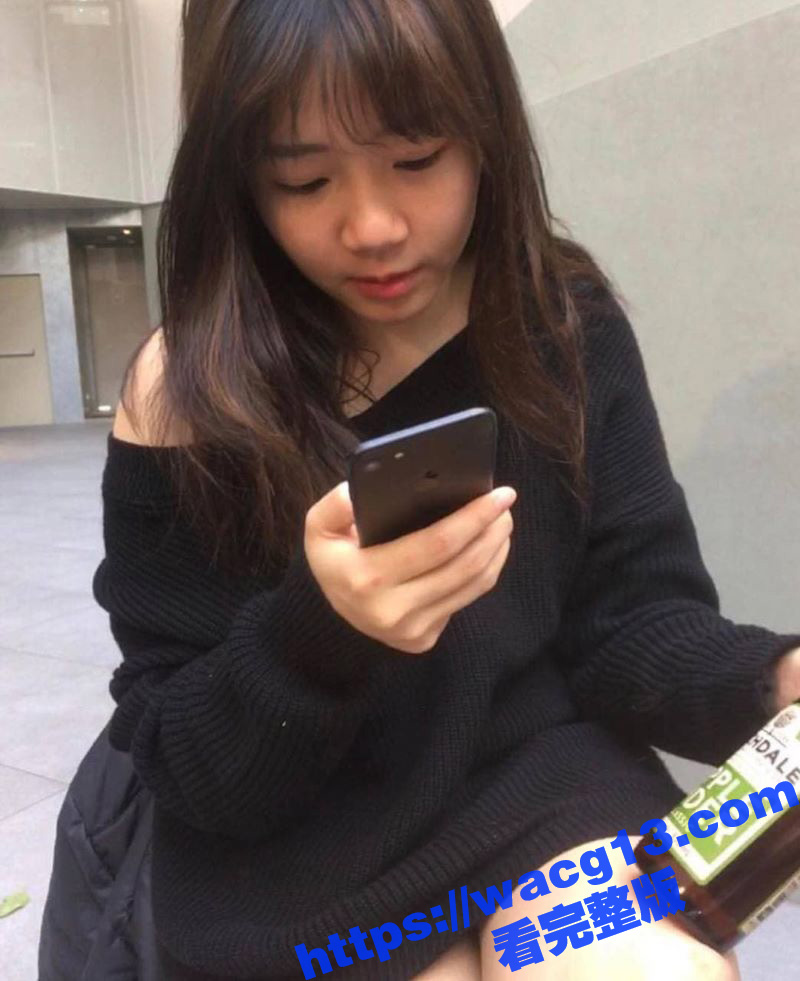 高颜值大奶妹子和男友相关图片