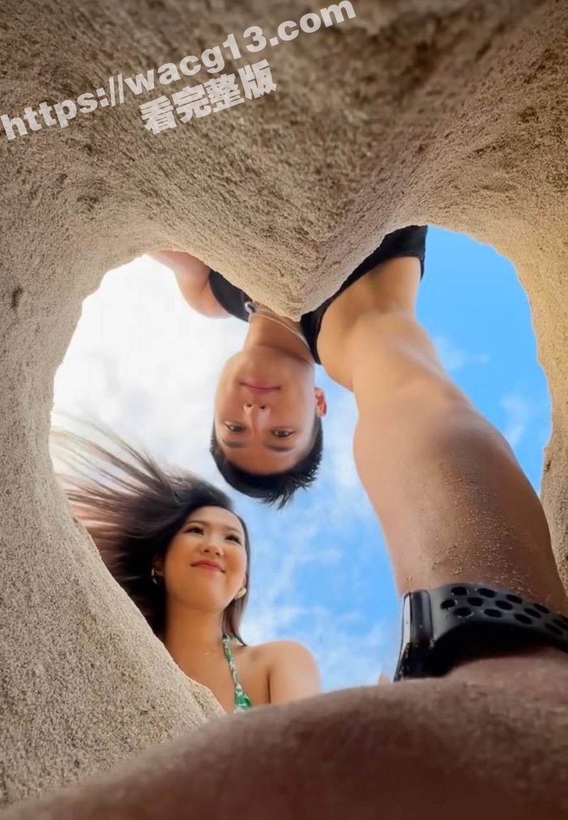 内蒙古研究生 苏乐 与上海男友私生活曝光 粉嫩骚穴一吸一缩之间尽显韵味 后入时的浪叫响彻天地！