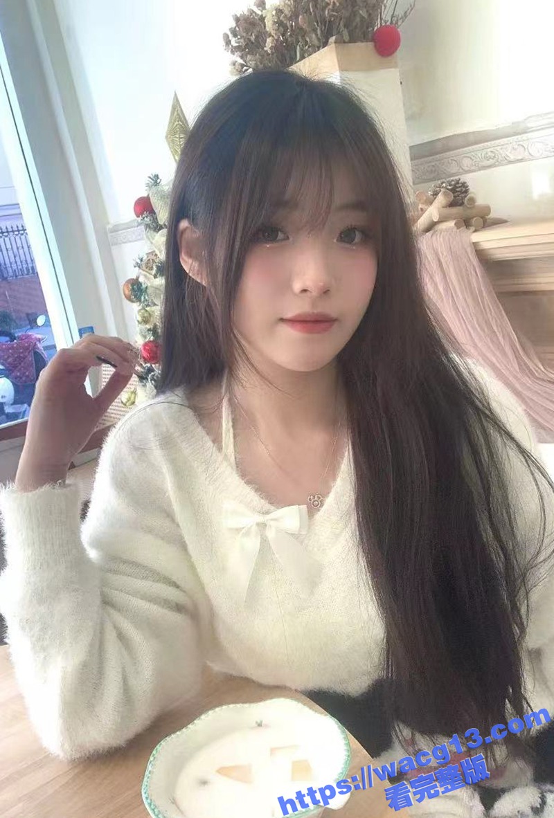 韩国甜美清纯美女性爱视频外泄 美乳娇嫩脸蛋下藏着填不满的骚穴 骑乘疯狂抽插 紧致得让人欲罢不能！