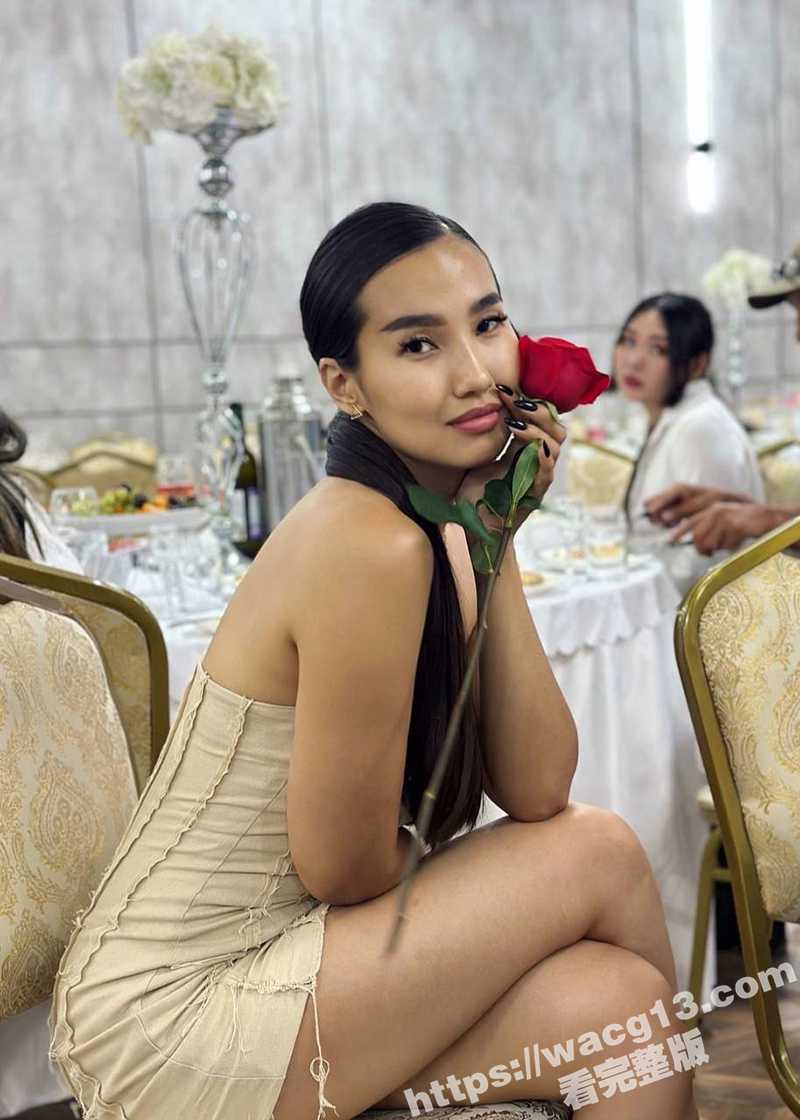 阿拉善美女大学毕业就相关图片
