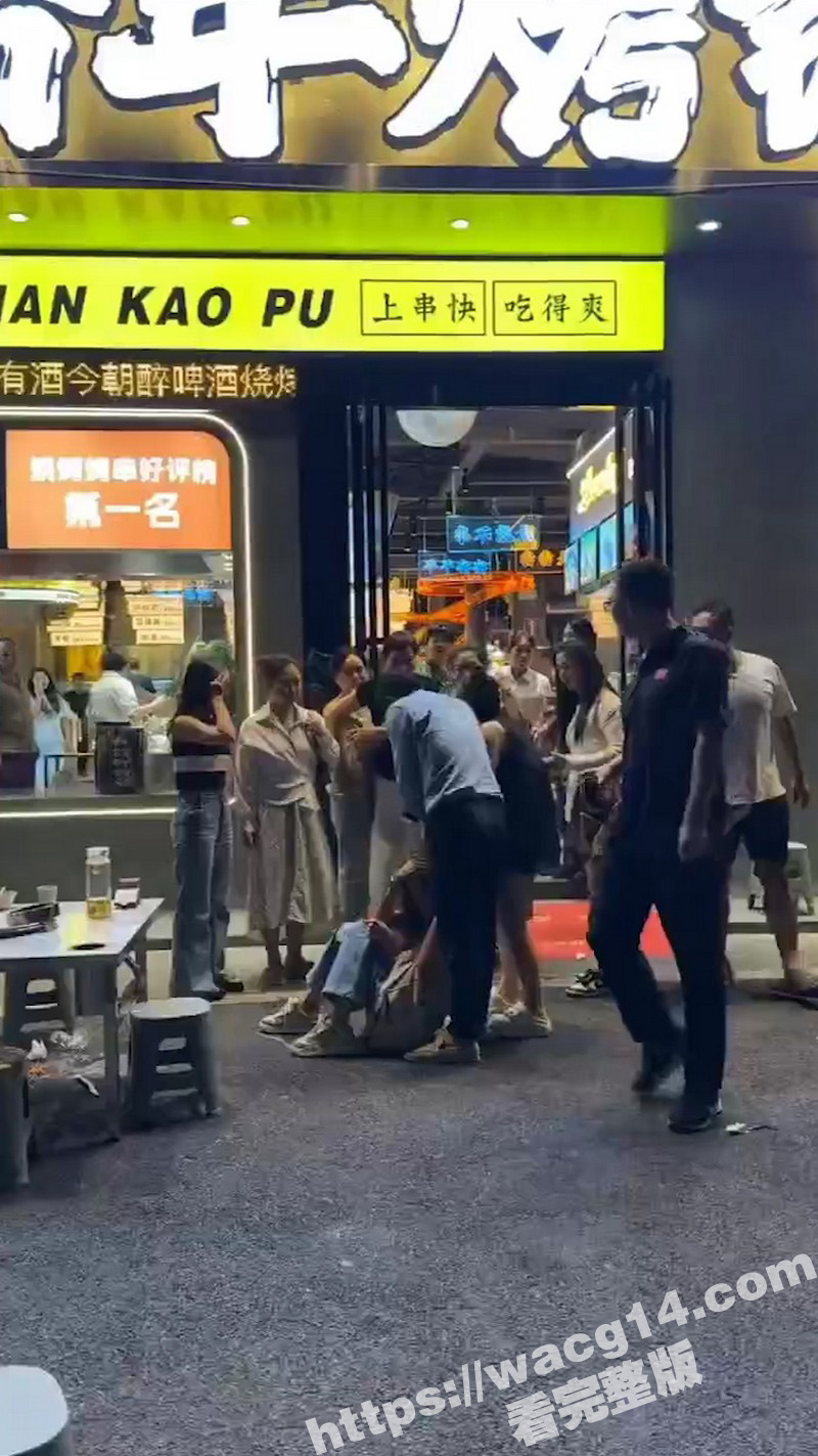 每日一抓！一家海鲜烧相关图片