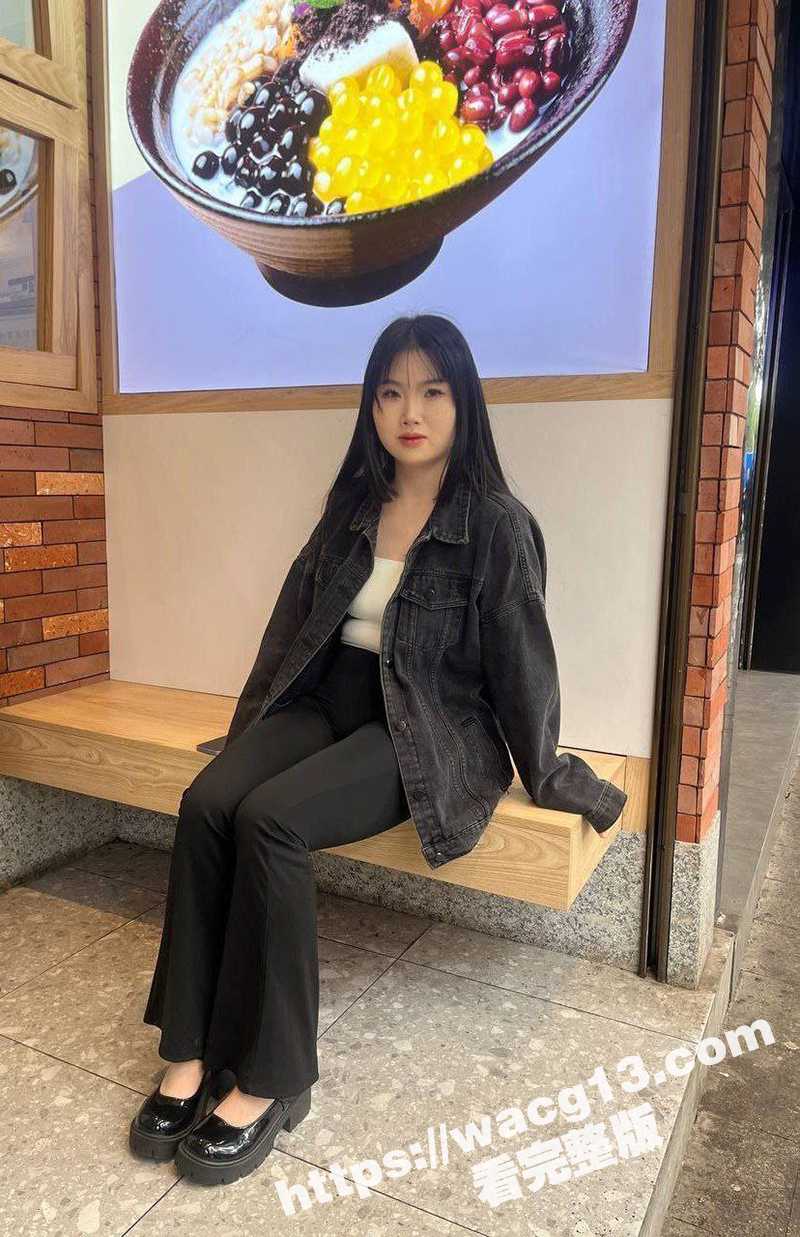 河北职业学院微胖反差婊 周思红 有男友还出来找体育生前任约炮遭曝光 做爱啪啪叫声淫荡至极！