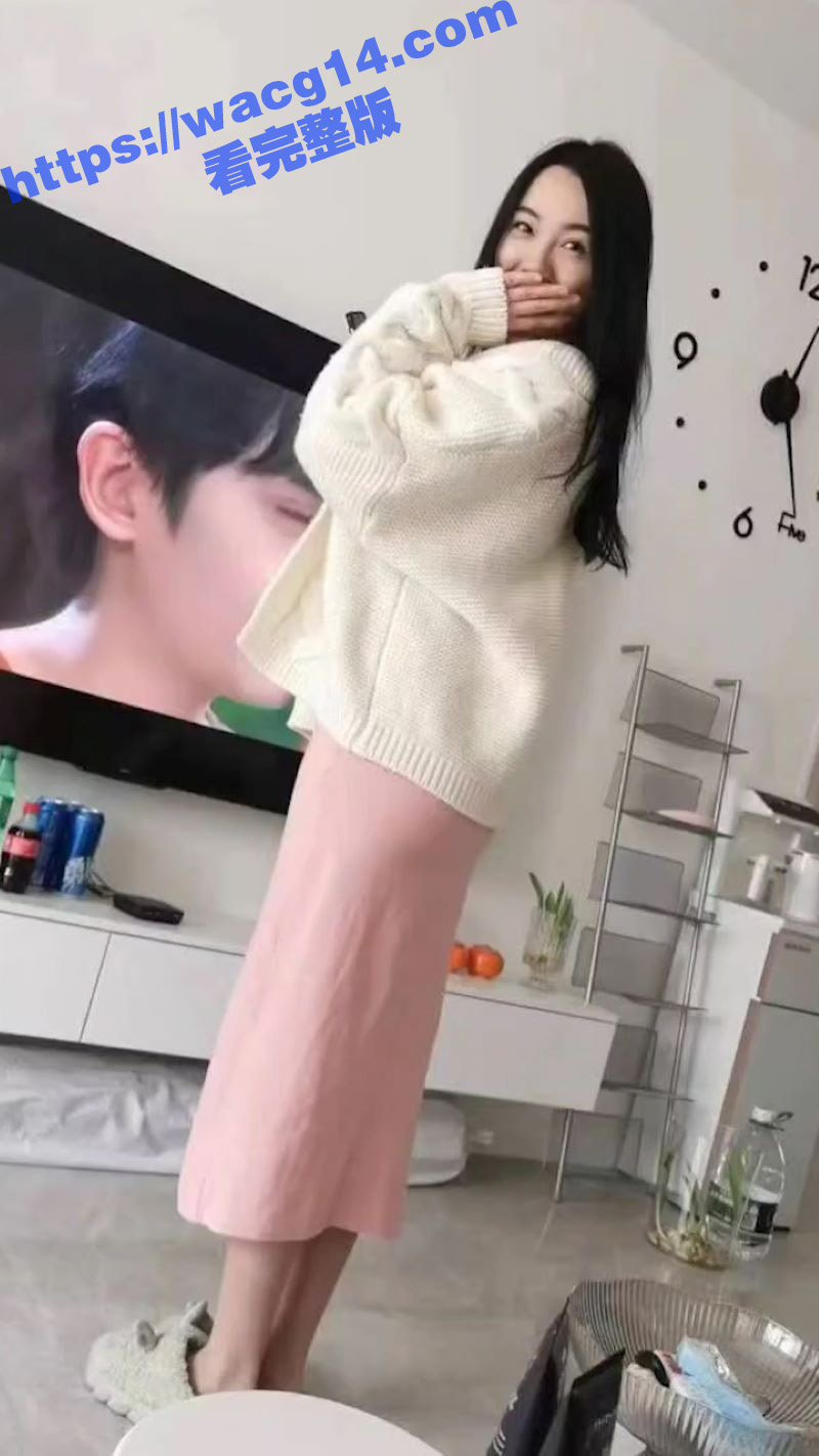 大哥趁着少妇老公不在相关图片