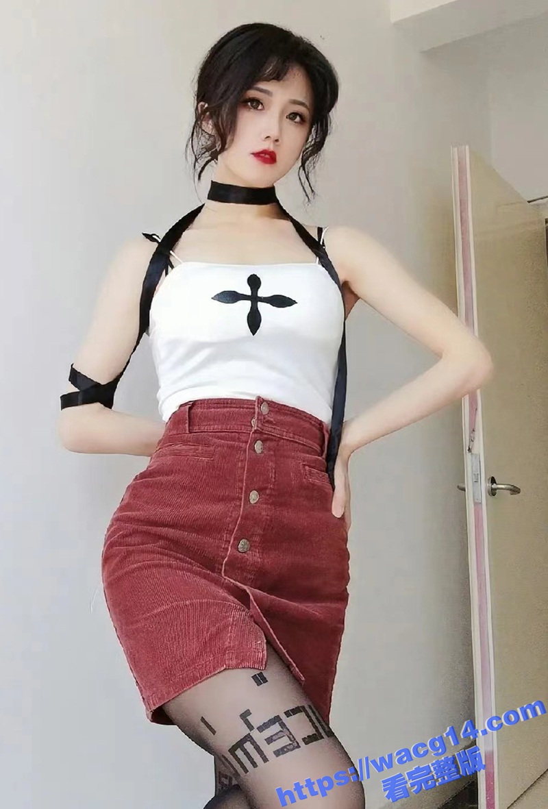 B站擦边女神M桃花匠相关图片