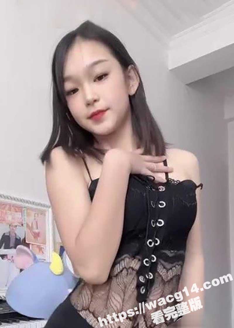 快手网红蒙佳怡裸舞视相关图片