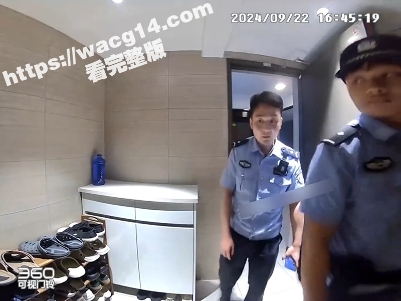 监控偷拍变态男 恋物相关图片