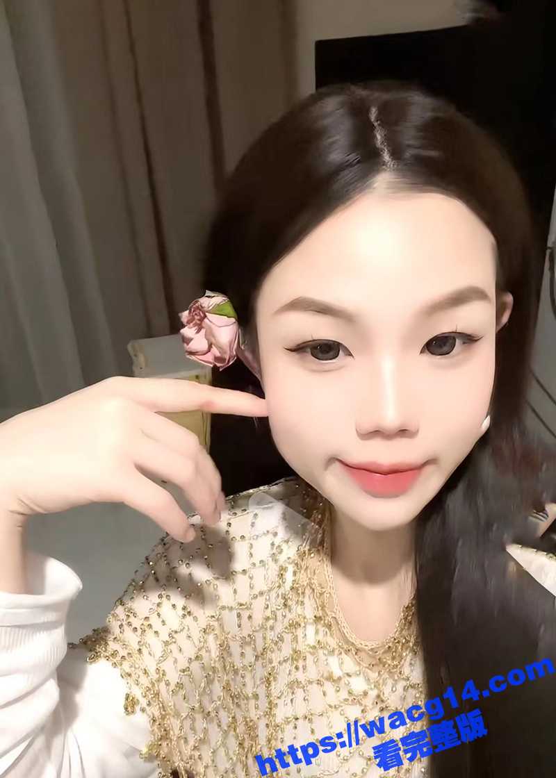 快手风韵少妇 白九九相关图片