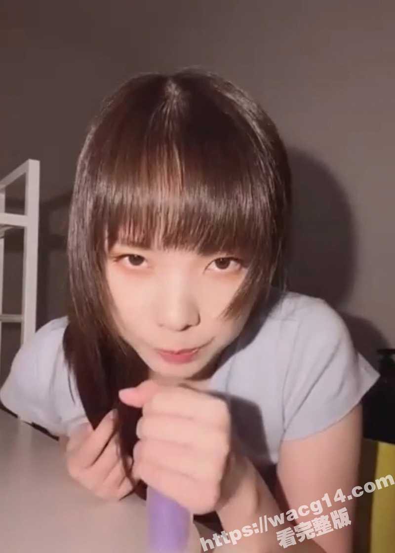 日本高颜值极品身材少女 性爱私拍大秀！多场景不同姿势各种道具开发淫穴 与男友的性爱运动 暴力掐脖后入 高潮浪叫！
