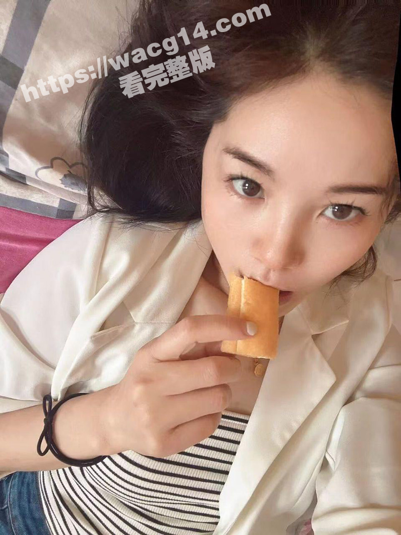27岁宝妈杨娟婚内出相关图片