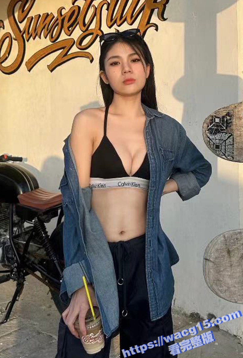 大奶少妇约炮前任 黑相关图片