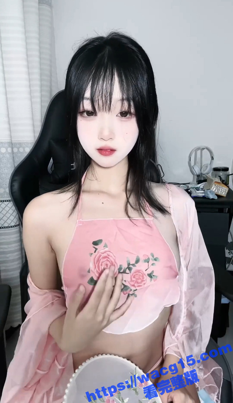 极品福利姬神探狸狸 汉服淫语视频福利 高颜值甜美面容 配上完美身材 真是人间尤物啊