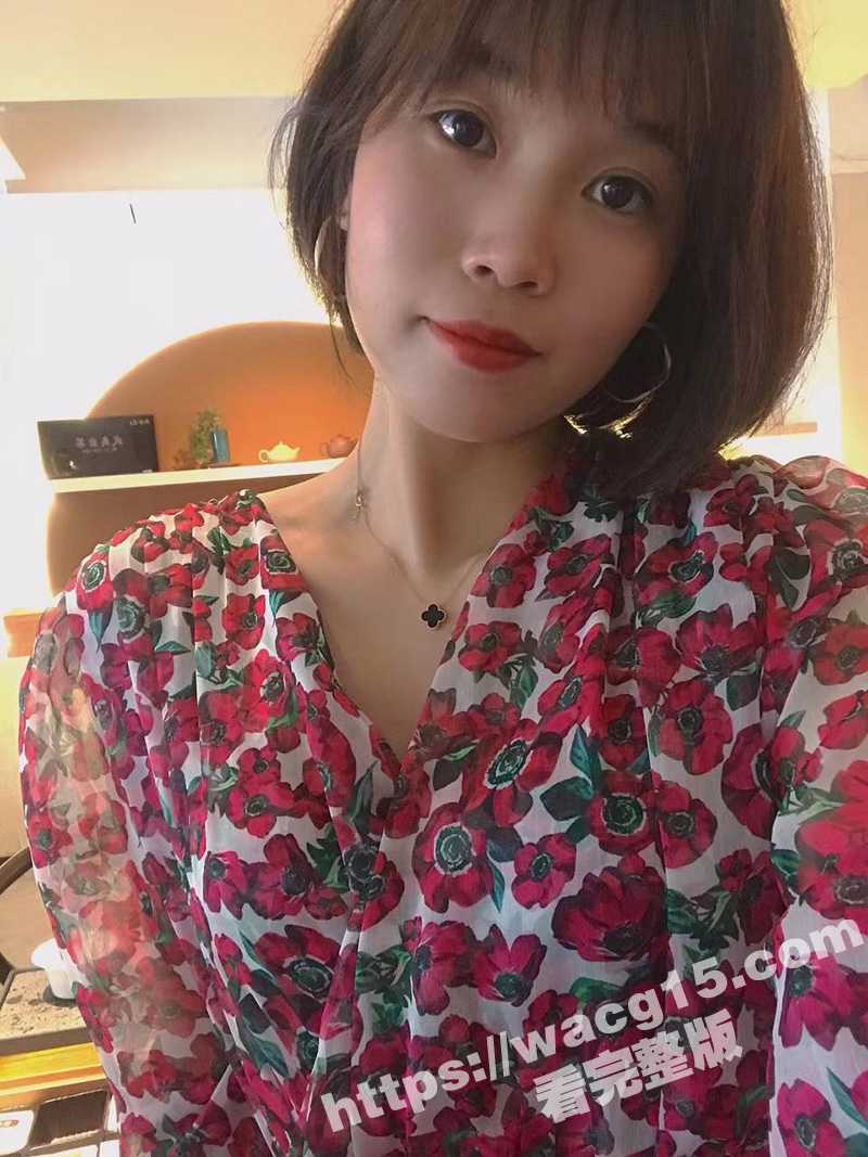 厦门人妻吴晓蕾 表面相关图片