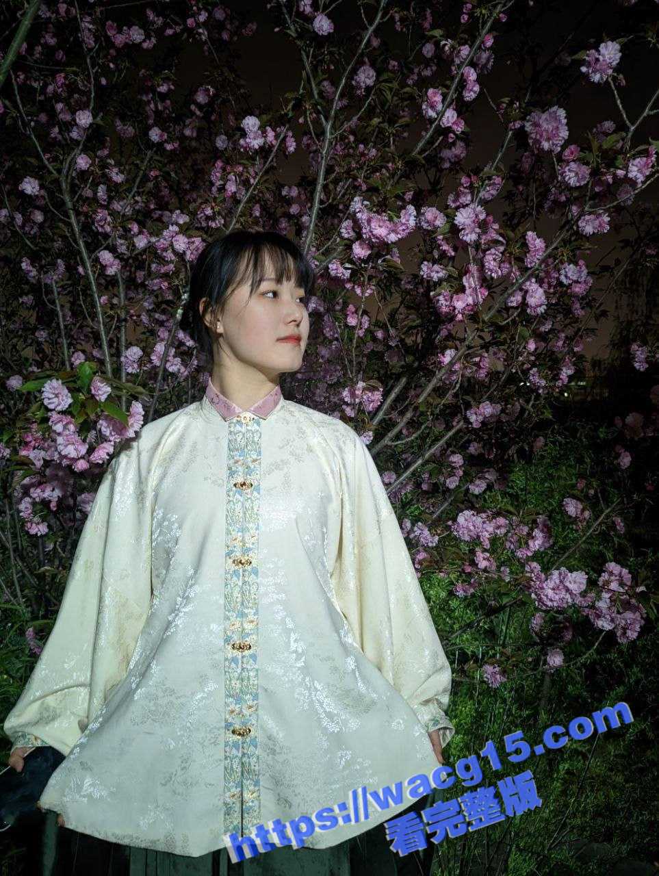 极品反差人妻母狗惨遭相关图片