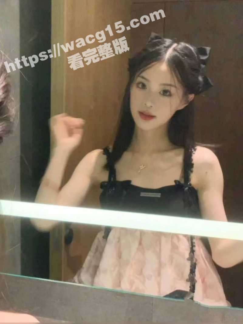 广艺学妹邓乐颖性爱私相关图片