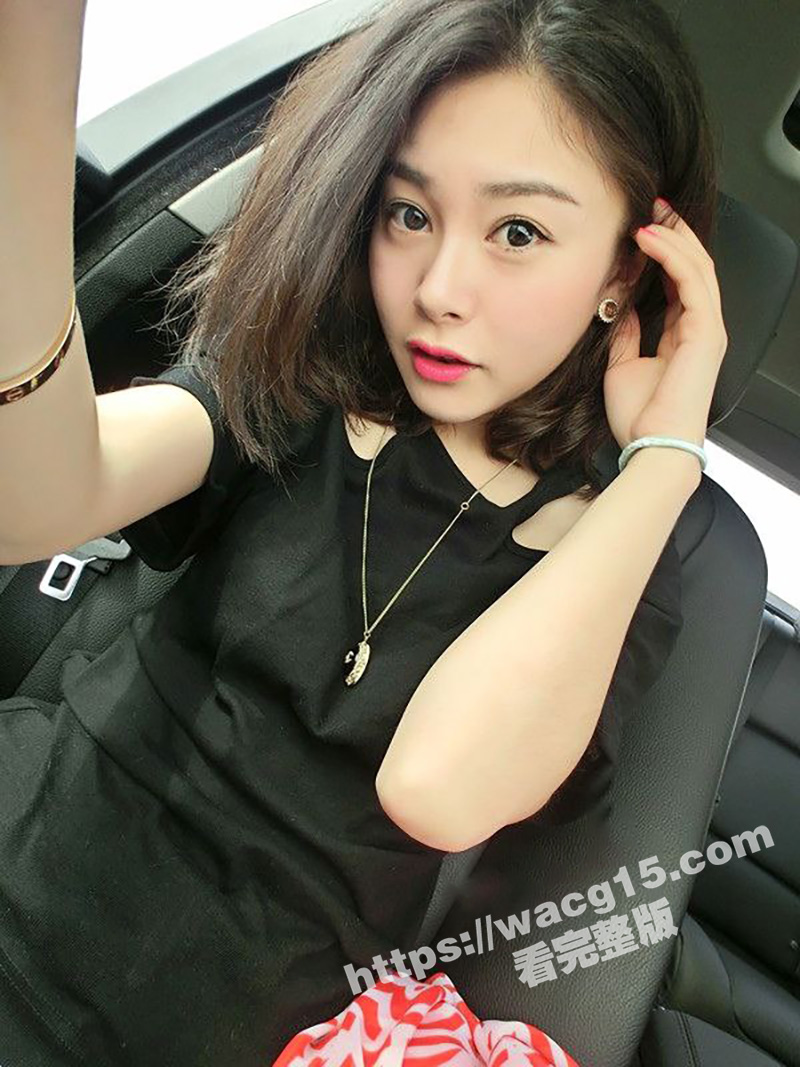 高颜值富婆女王范贵妇日常奢靡成性 私密性爱照流出惹火撩人 奢华生活背后竟是这般反差