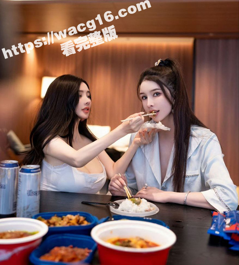 极品女神潘娇娇和李丽莎 合体私拍双倍快乐 白嫩大奶S级身材 据说一炮要2万起步啊