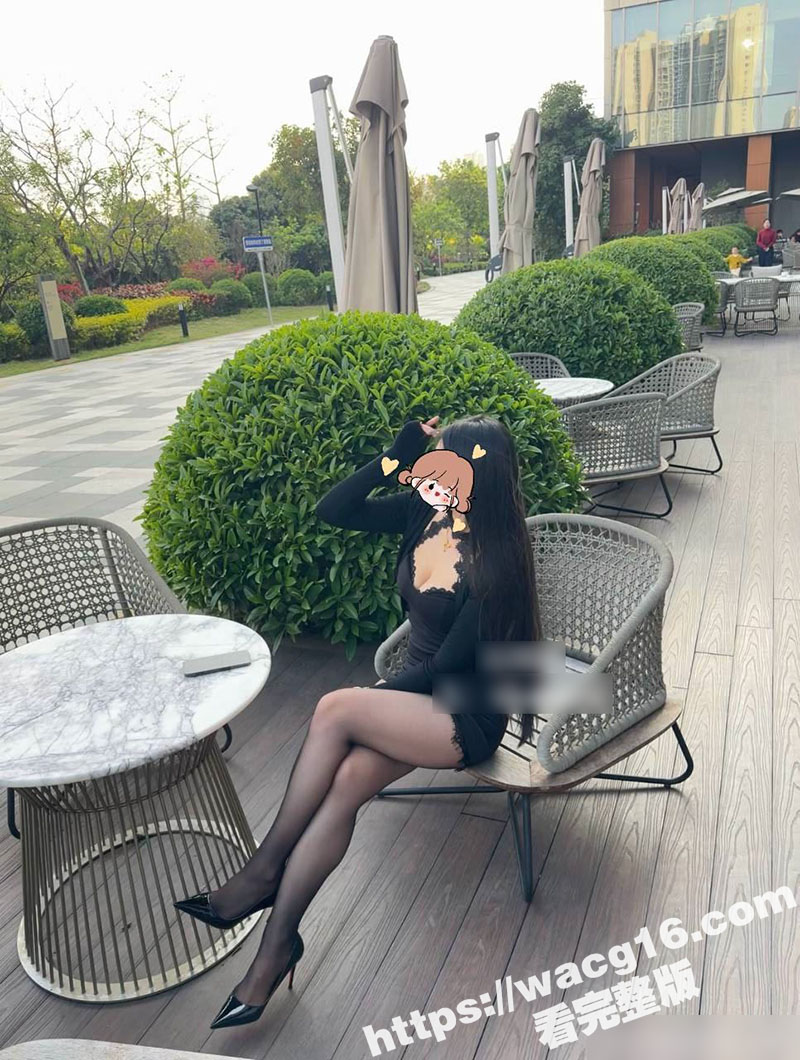 女神小烤肉与烤肉爸爸 两男一女3P轮流爆操 丰满肉感黑丝美腿翘臀 口爆吞精爽上天啦