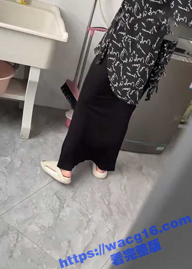禁忌乱伦！儿子趁姥爷相关图片