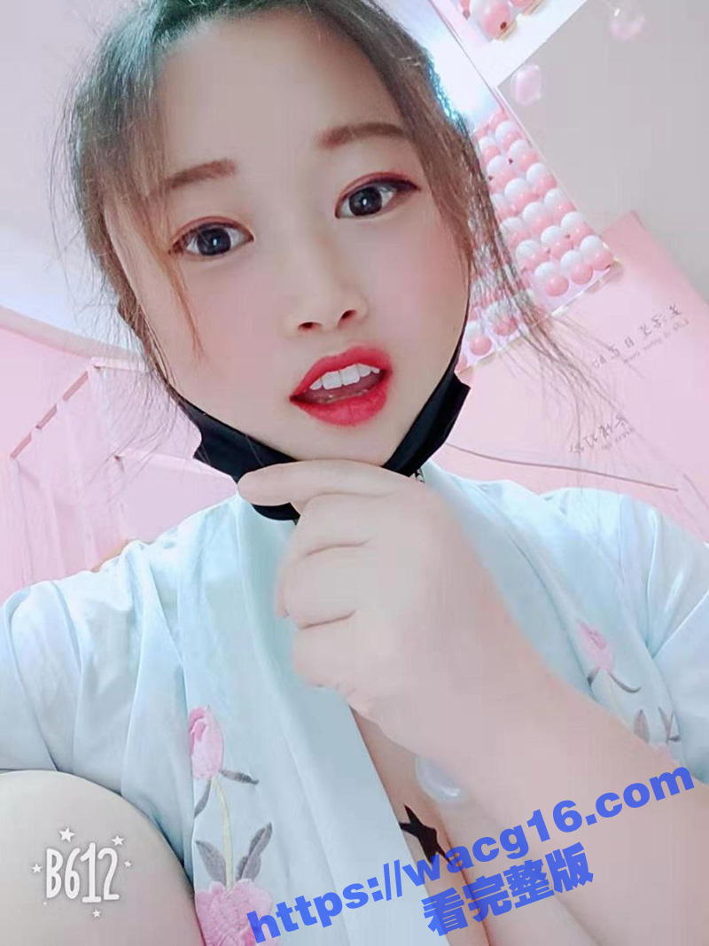 山西太原人妻姐姐大胆露脸自慰视频火爆群聊！自拍浴室春光令人血脉喷张！