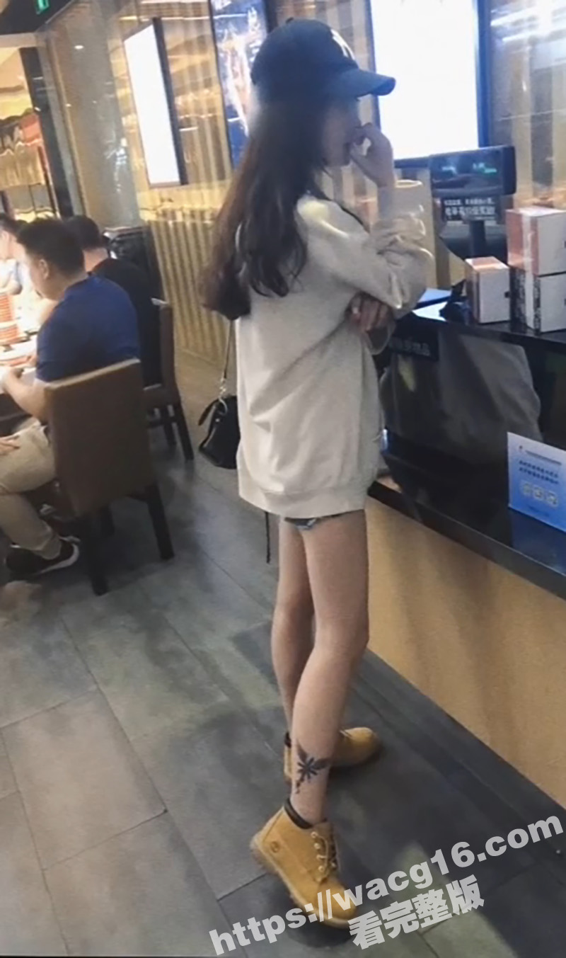 酒吧偶遇极品嫩妹 下相关图片