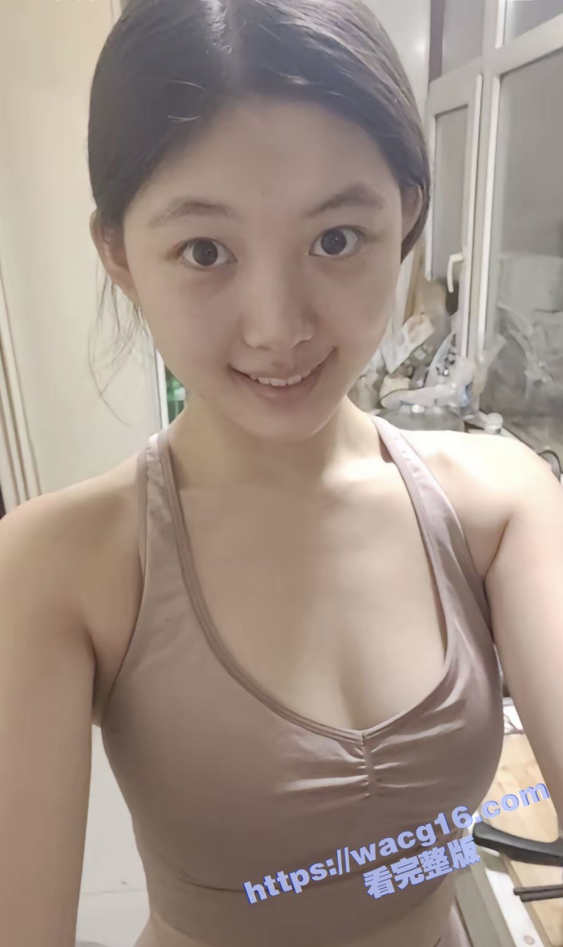 抖音2.4万粉小网红相关图片