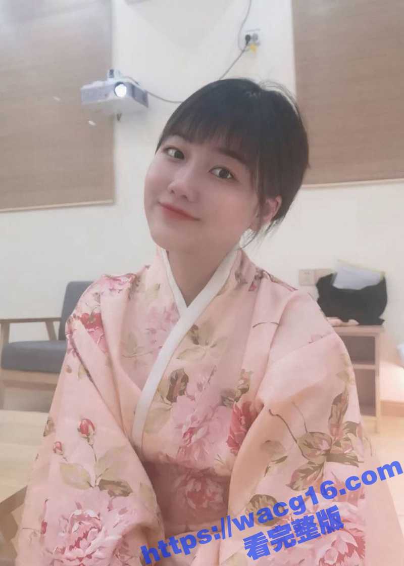 情侣私拍视频曝光 甜美少女化身床上淫娃！巨乳纤腰反差婊狂野性爱画面惹火眼球！