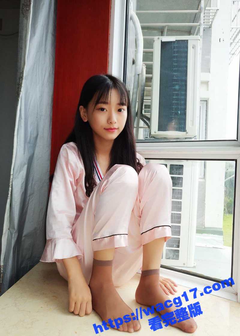 极品女大学生 高佳蓓相关图片