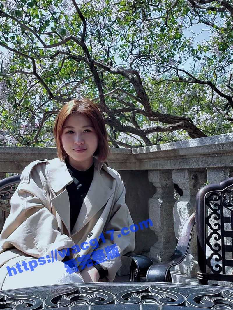 江苏高颜值少妇与情人激情视频流出 口交性爱场面火爆 被大屌打脸颜射！平日贤惠形象塌房 !