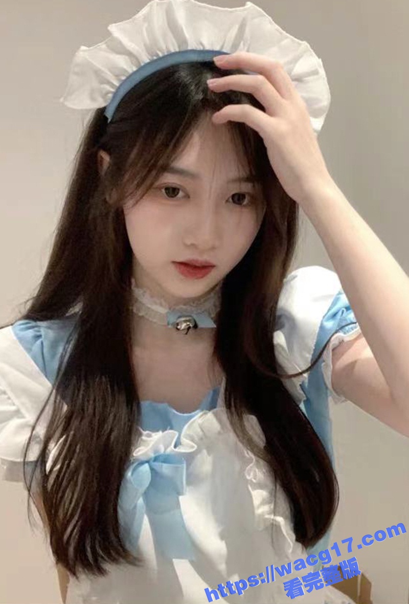 白嫩00后巨乳美少女相关图片