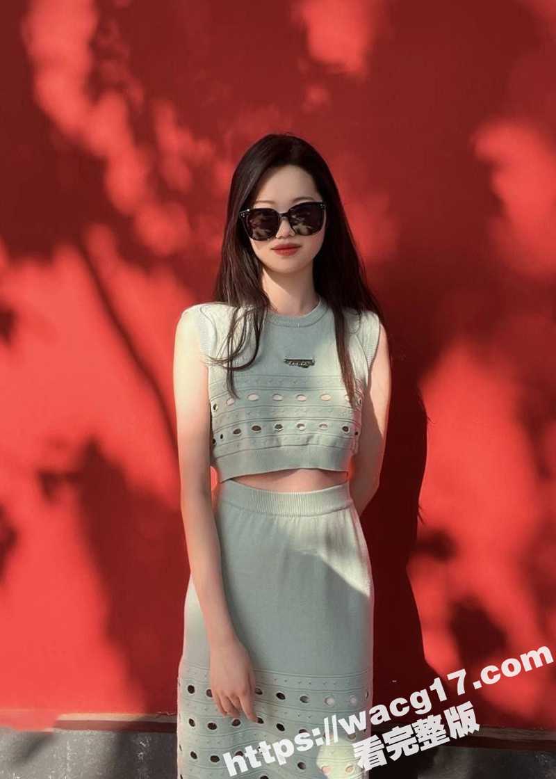 极品眼镜娘清纯萝莉外相关图片