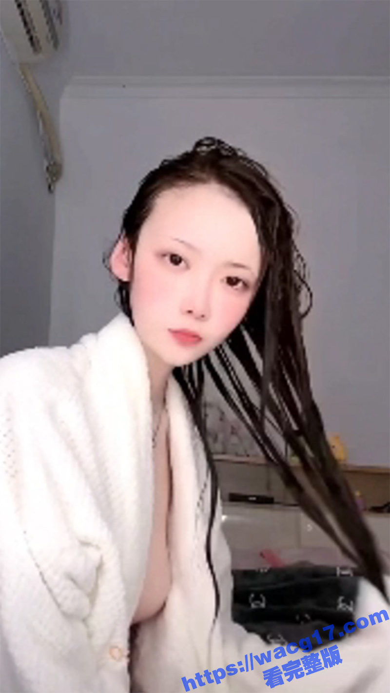 抖音网红美女走光瞬间相关图片
