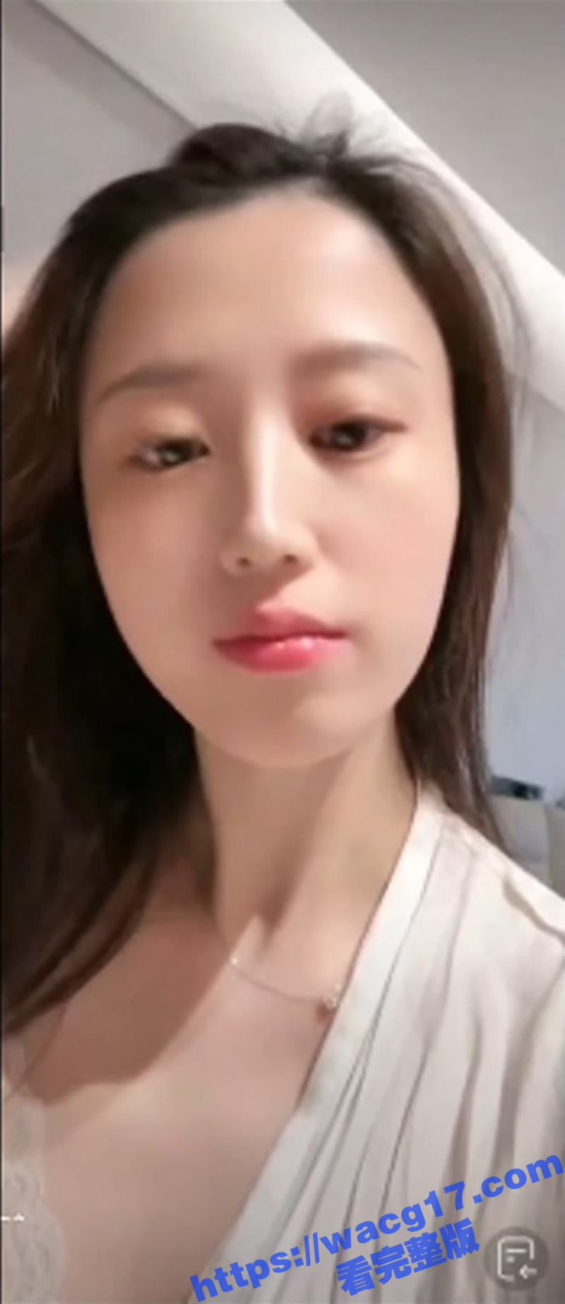 抖音网红美女走光瞬间相关图片