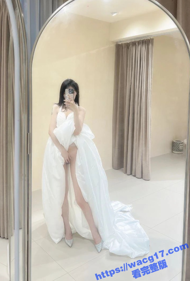 高端女模三亚伴游日常相关图片