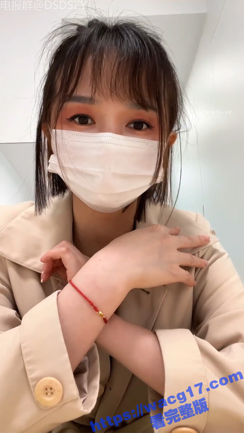 推特原味博主原芊芊 土豪私人定制剧情 极品阿姨开裆肉丝 道具玩穴各种骚话挑逗 让人欲罢不能！