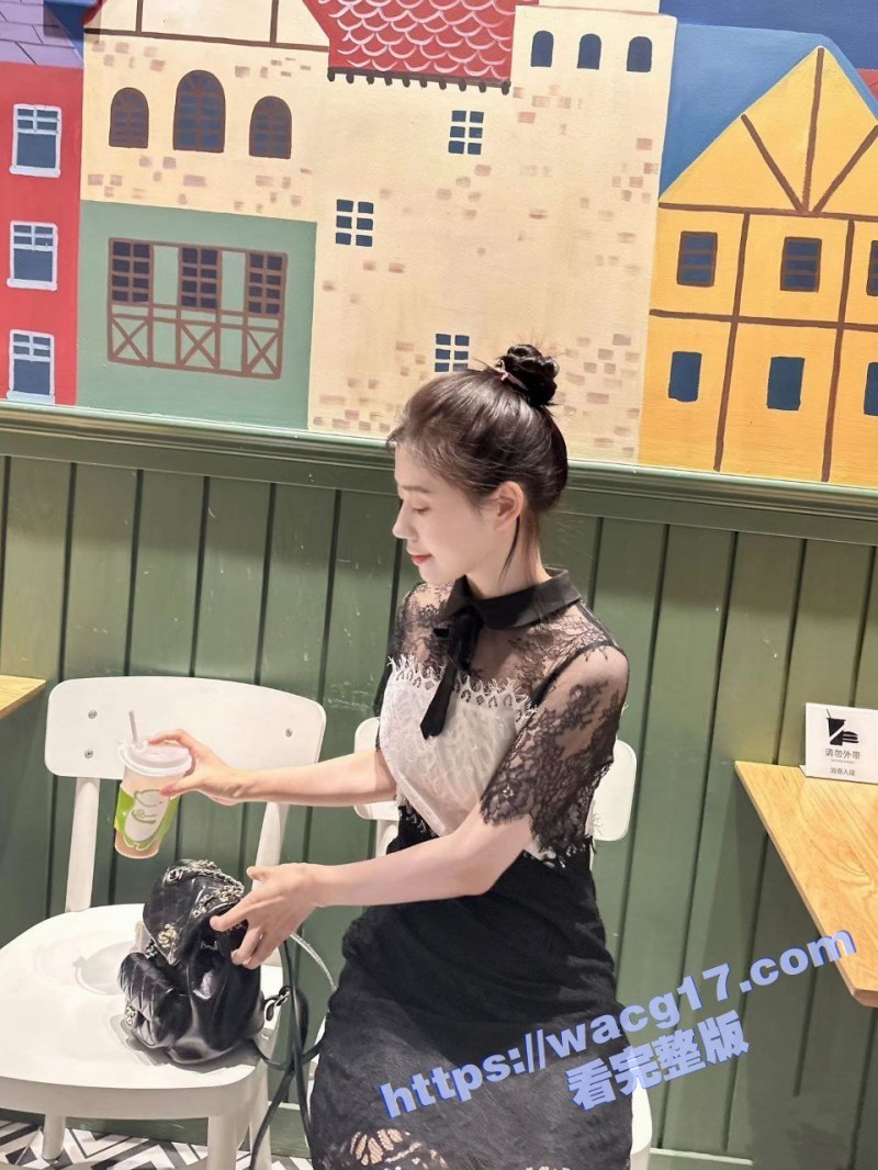 趁兄弟出差 爆操结婚相关图片