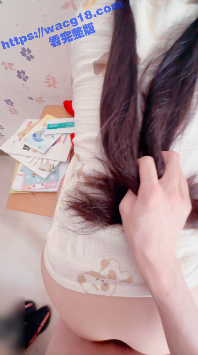 海角兄妹乱伦 房间偷相关图片