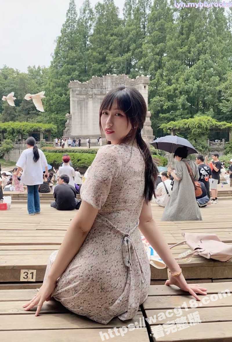 绿帽瘾情侣骚浪对话 淫娃荡妇小骚货随时随地就地吃鸡 多人群p精液内射带回家给老公吃！