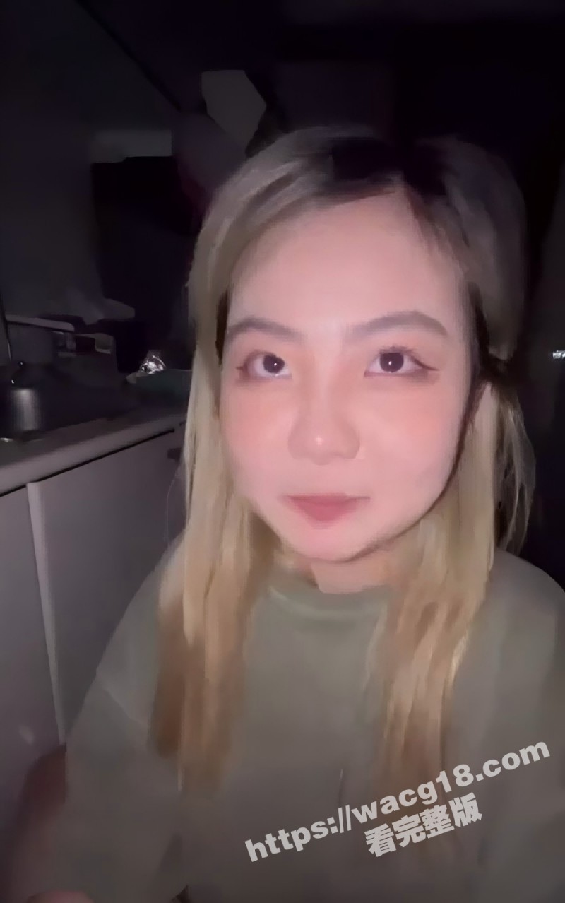 巨乳清纯实习女大 分相关图片